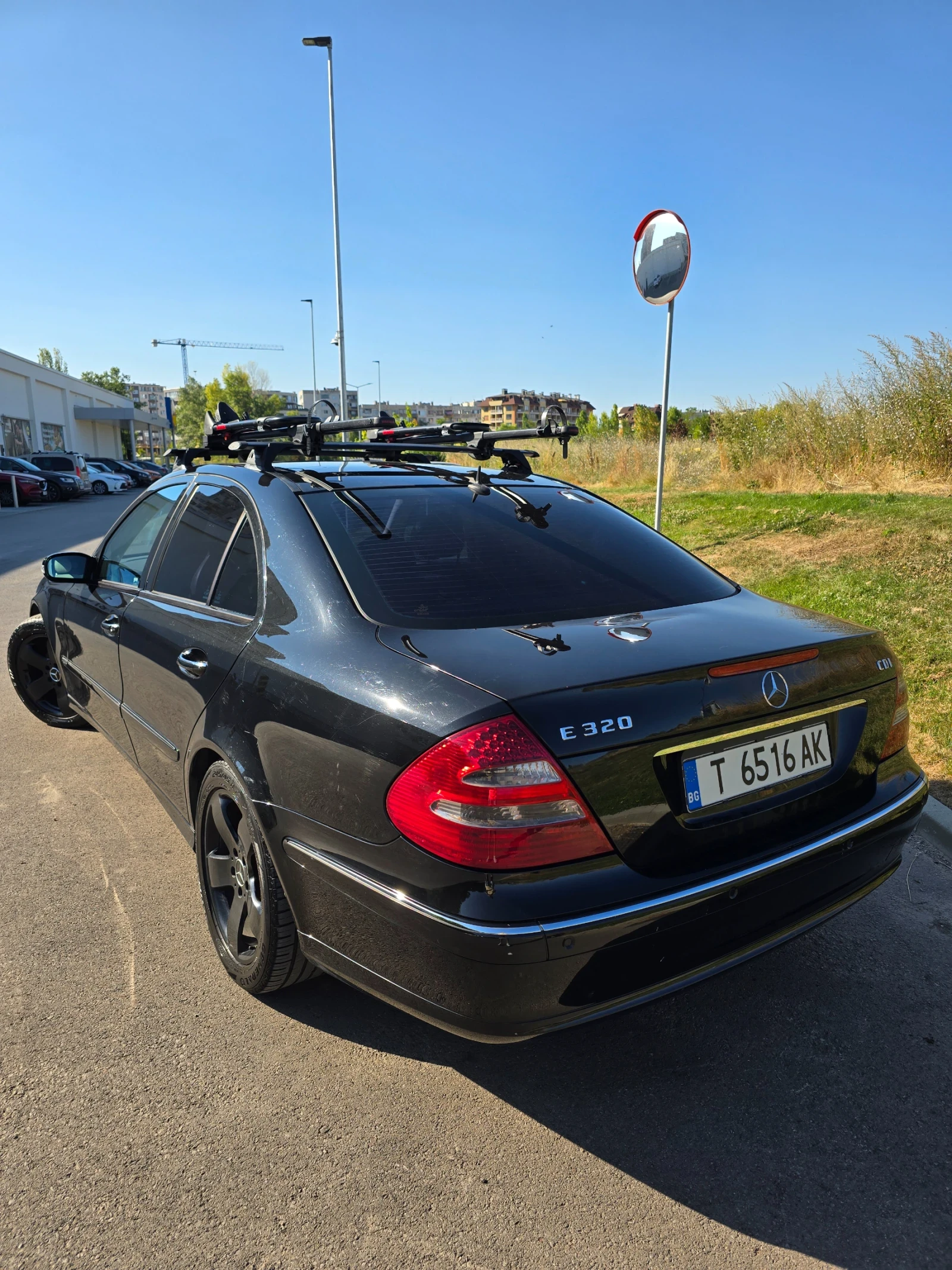 Mercedes-Benz E 320, снимка 17 - Автомобили и джипове - 55676132