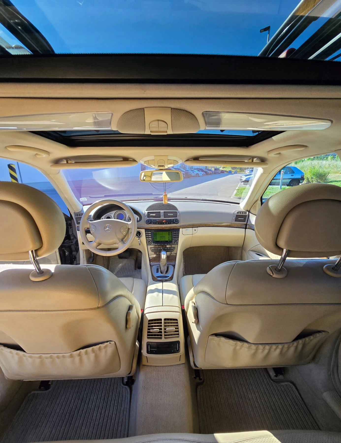 Mercedes-Benz E 320, снимка 2 - Автомобили и джипове - 55676132