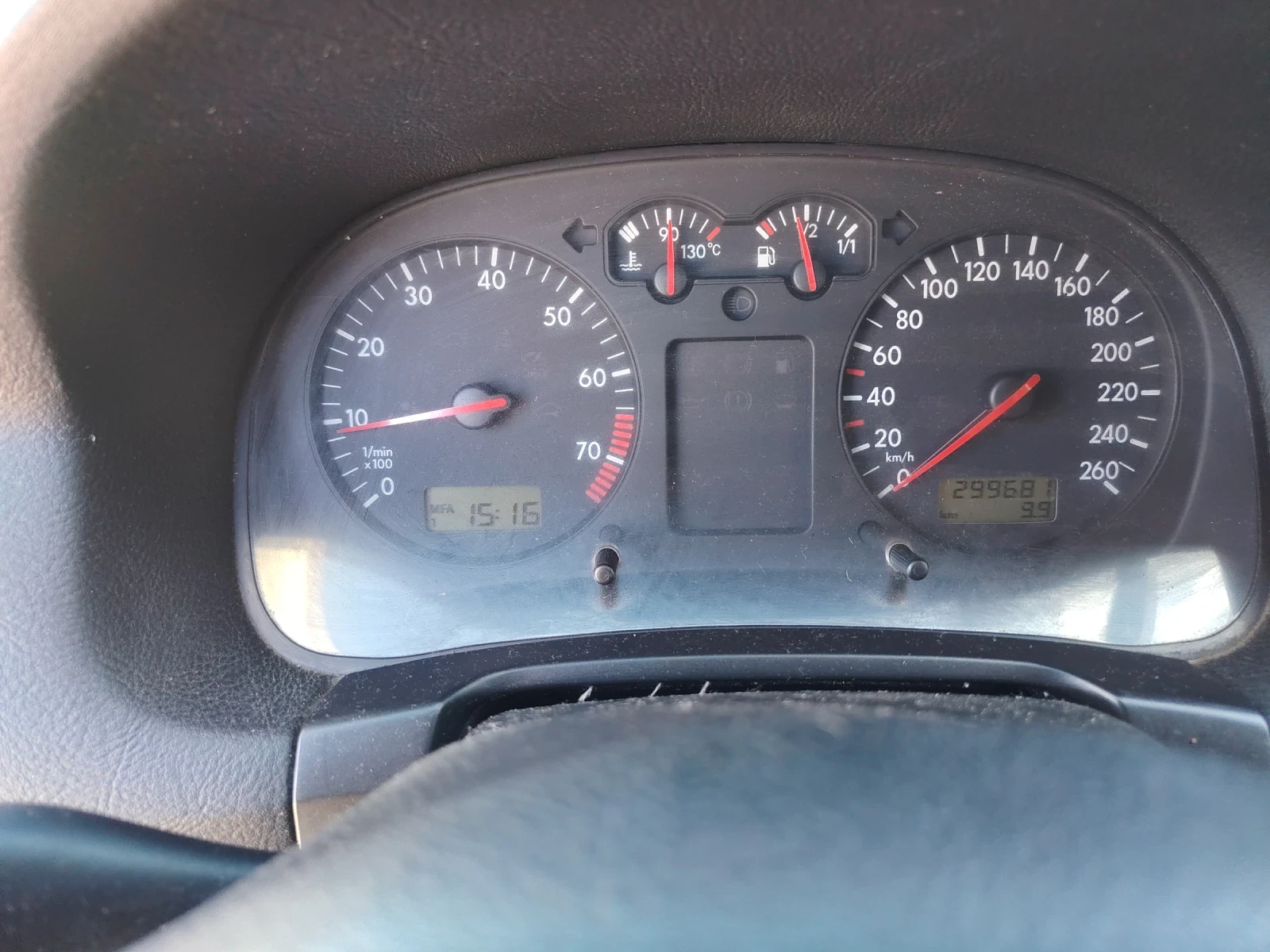 VW Golf 1.6sr, снимка 6 - Автомобили и джипове - 55961210