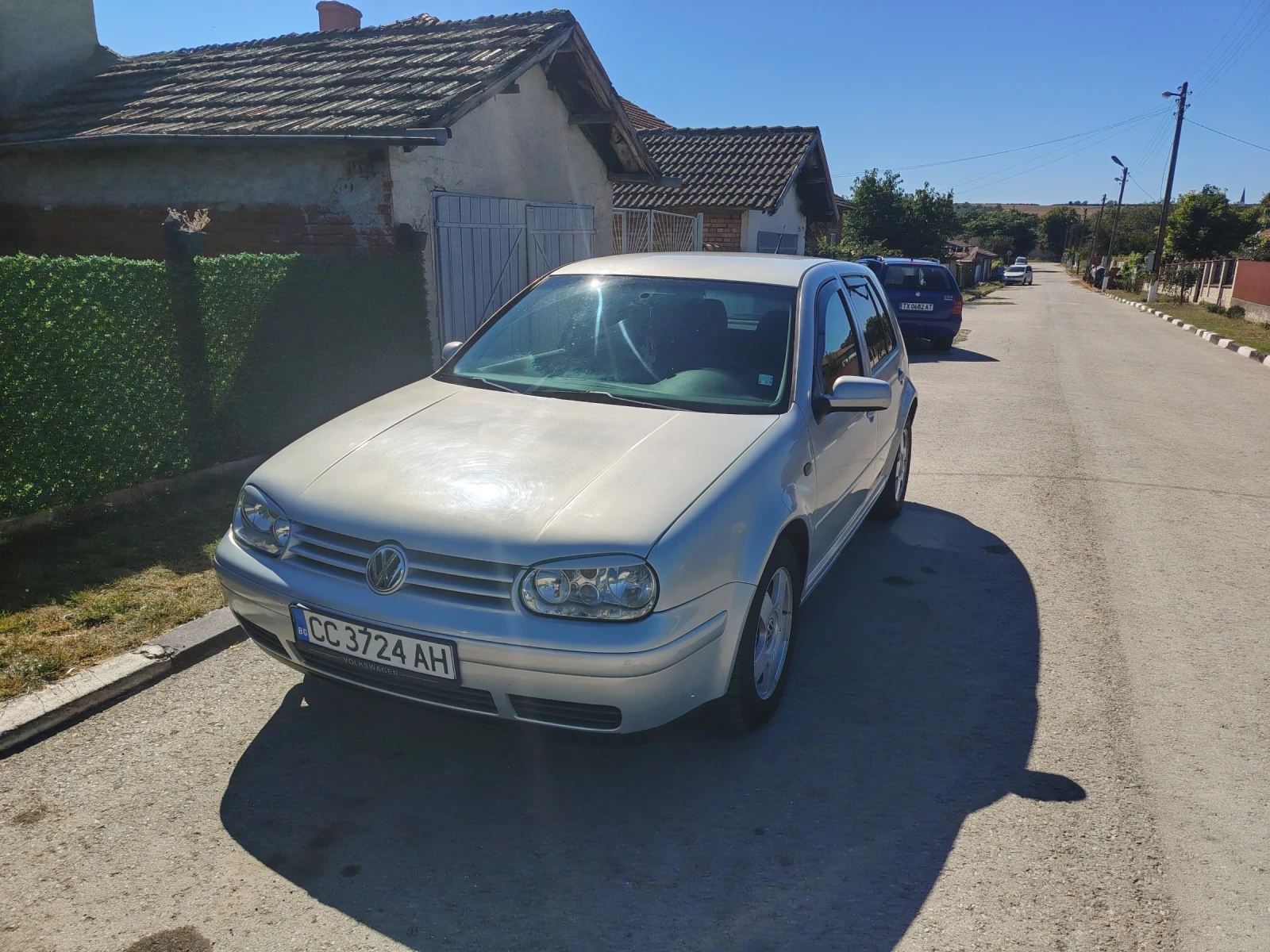VW Golf 1.6sr