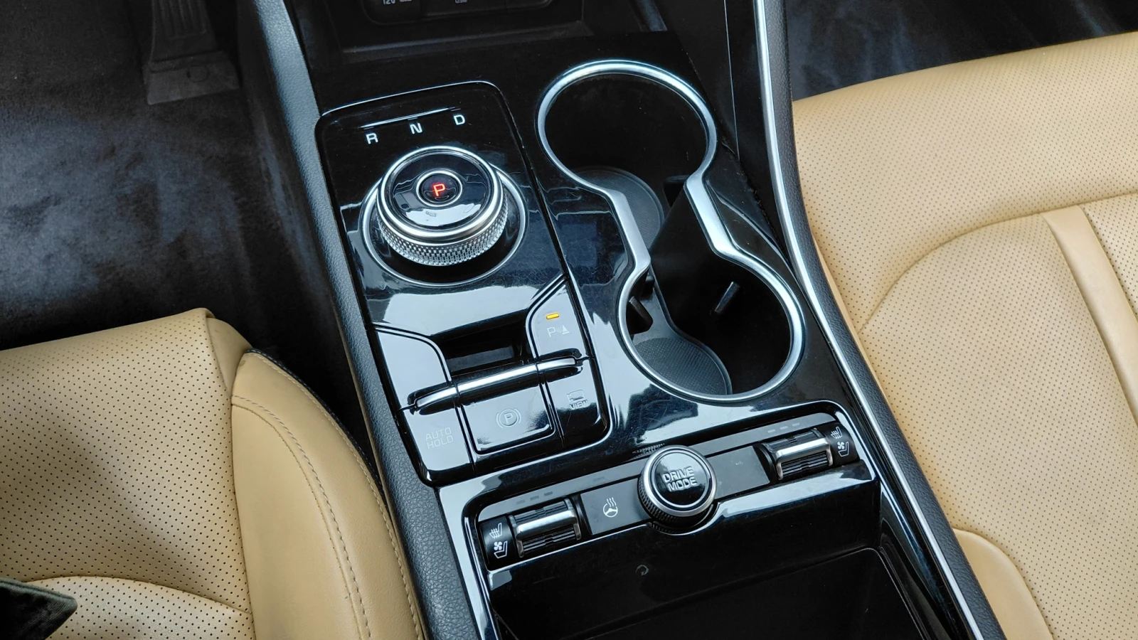 Kia K5 BLIND SPOT ПОДГРЕВ ВОЛАН КРАЙНА ЦЕНА* encareu.com, снимка 9 - Автомобили и джипове - 56025038
