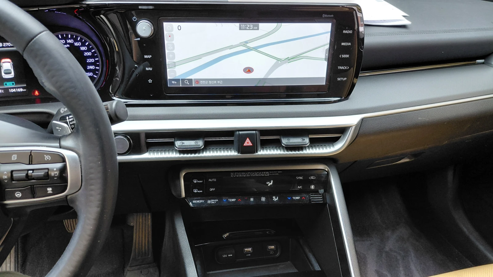 Kia K5 BLIND SPOT ПОДГРЕВ ВОЛАН КРАЙНА ЦЕНА* encareu.com, снимка 14 - Автомобили и джипове - 56025038