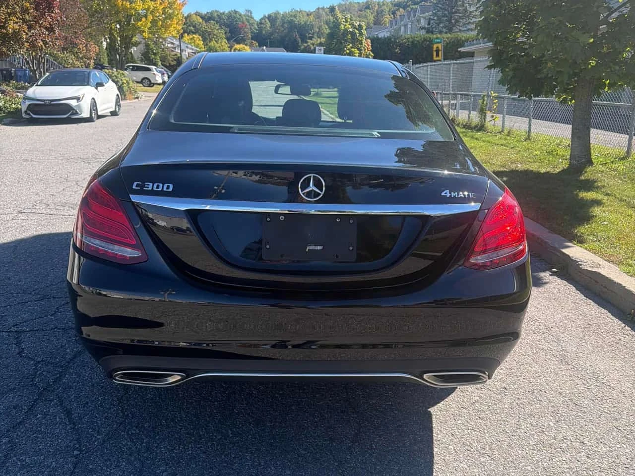 Mercedes-Benz C 300 * CARFAX * , снимка 4 - Автомобили и джипове - 56363352
