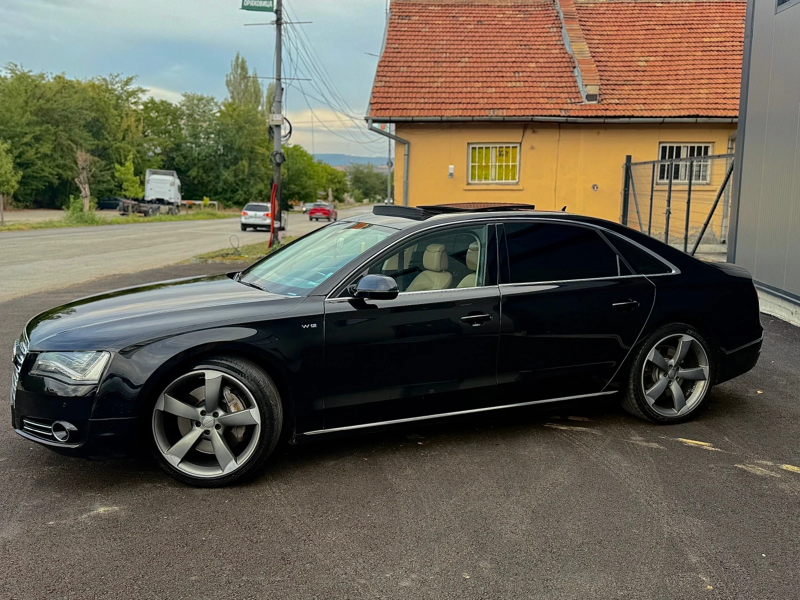 Audi A8 Long 4.2 TDI , снимка 2 - Автомобили и джипове - 56614394