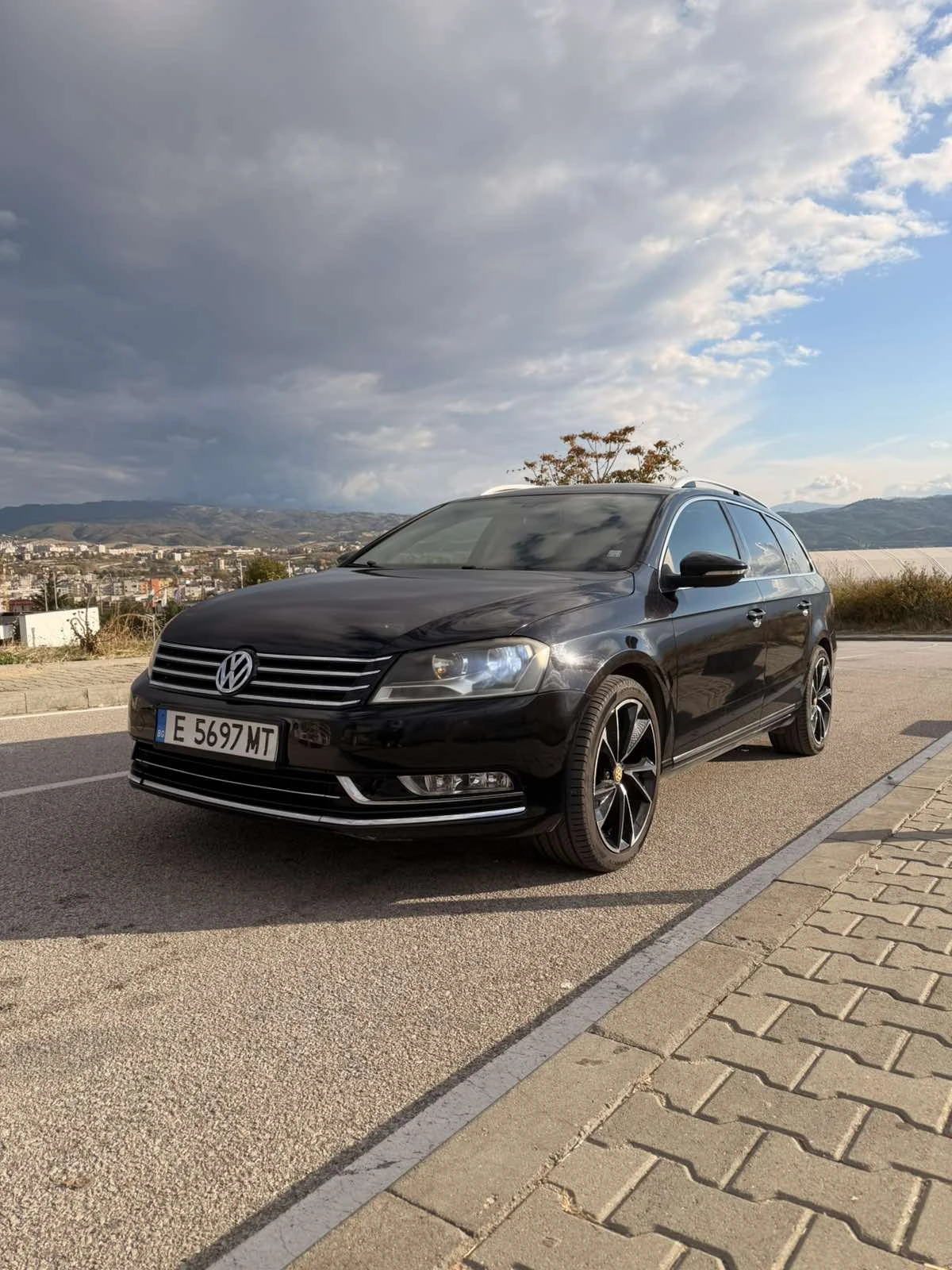 VW Passat 2.0TDI/4 Motion/Highline/Зимни+ Летни гуми и джант