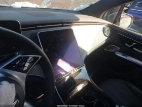 Mercedes-Benz EQE 350 SUV* 4MATIC* АМГ ПАКЕТ* ДИСТРОНИК* ОБДУХВАНЕ* , снимка 17