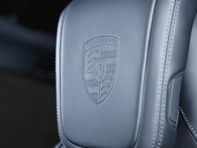Porsche Cayenne ELECTRIC / SPORT CHRONO / BOSE / PANO / 360 / , снимка 10