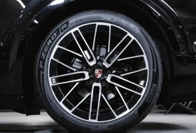 Porsche Cayenne ELECTRIC / SPORT CHRONO / BOSE / PANO / 360 / , снимка 7