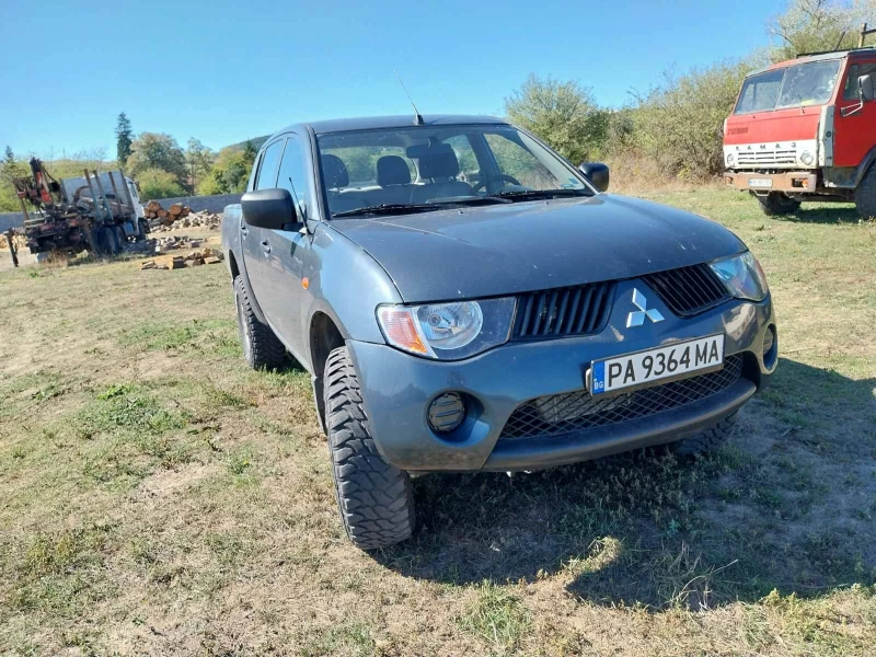 Mitsubishi L200, снимка 1 - Автомобили и джипове - 47438815