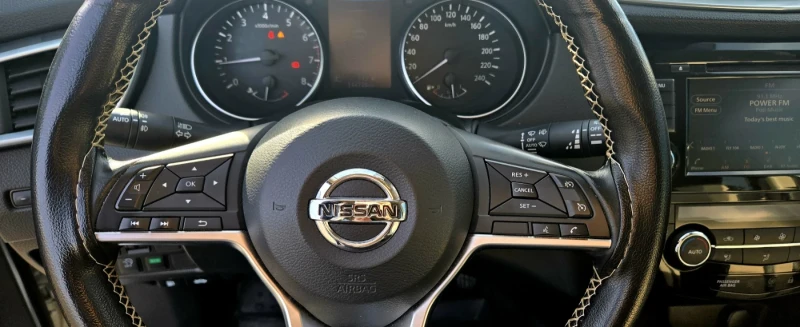 Nissan Qashqai, снимка 2 - Автомобили и джипове - 48609509