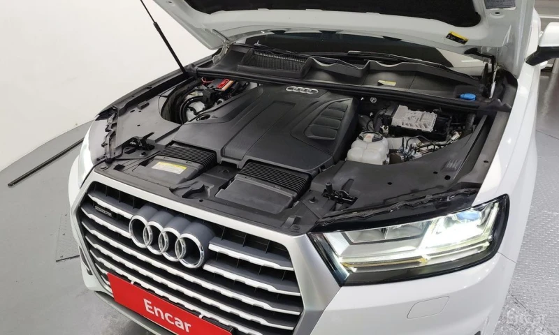 Audi Q7, снимка 6 - Автомобили и джипове - 53375495