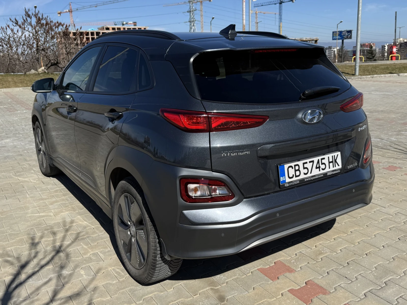 Hyundai Kona 64kWh - изображение 3