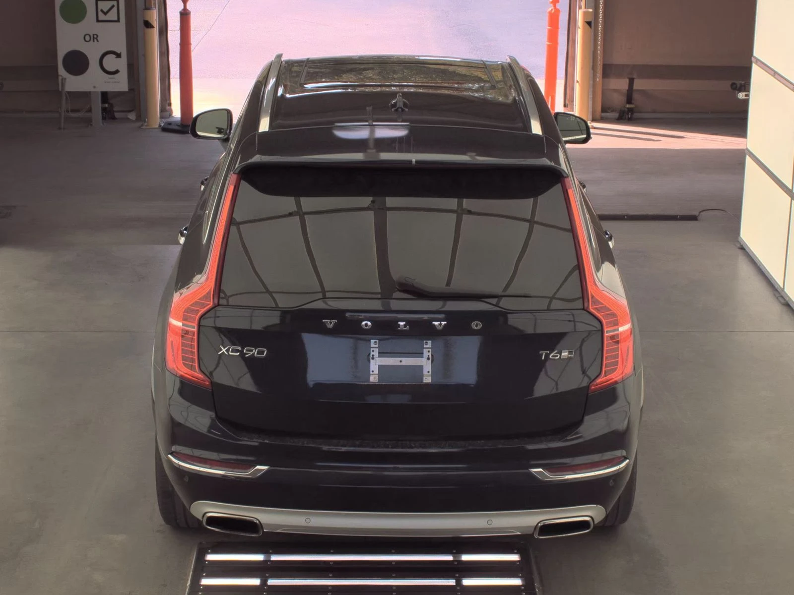 Volvo Xc90 INSCRIPTION Обдух* Head-Up* 360* Въздух* Дистроник - изображение 5