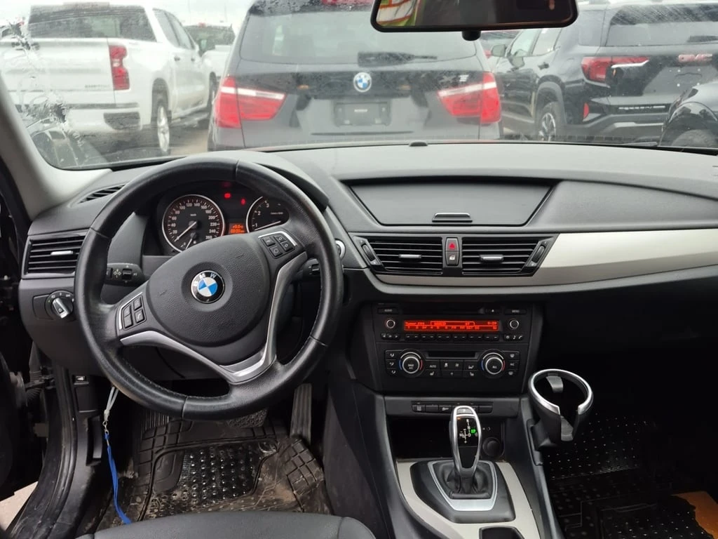 BMW X1 * 28I * CARFAX * БЕЗ ПЪРВОНАЧАЛНА ВНОСКА - изображение 10