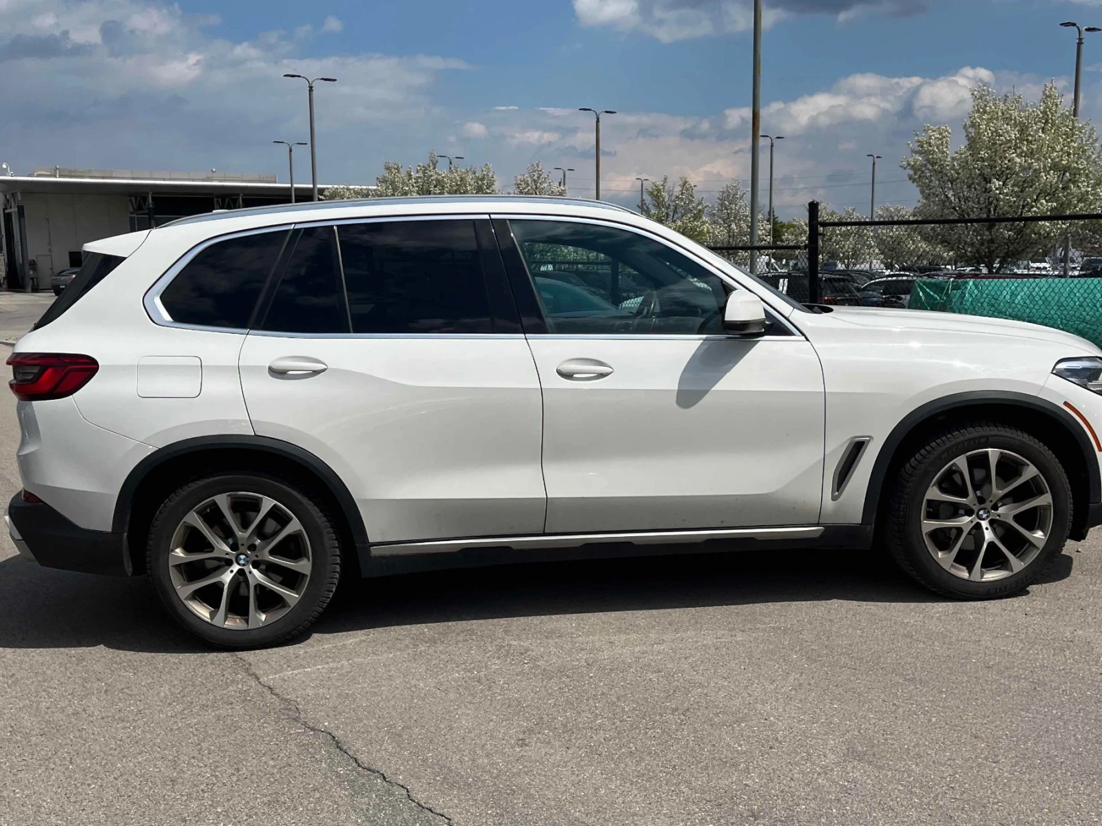 BMW X5 CARFAX * АВТОКРЕДИТ * ПРОГНОЗНА ЦЕНА ДО БГ, снимка 3 - Автомобили и джипове - 54543307