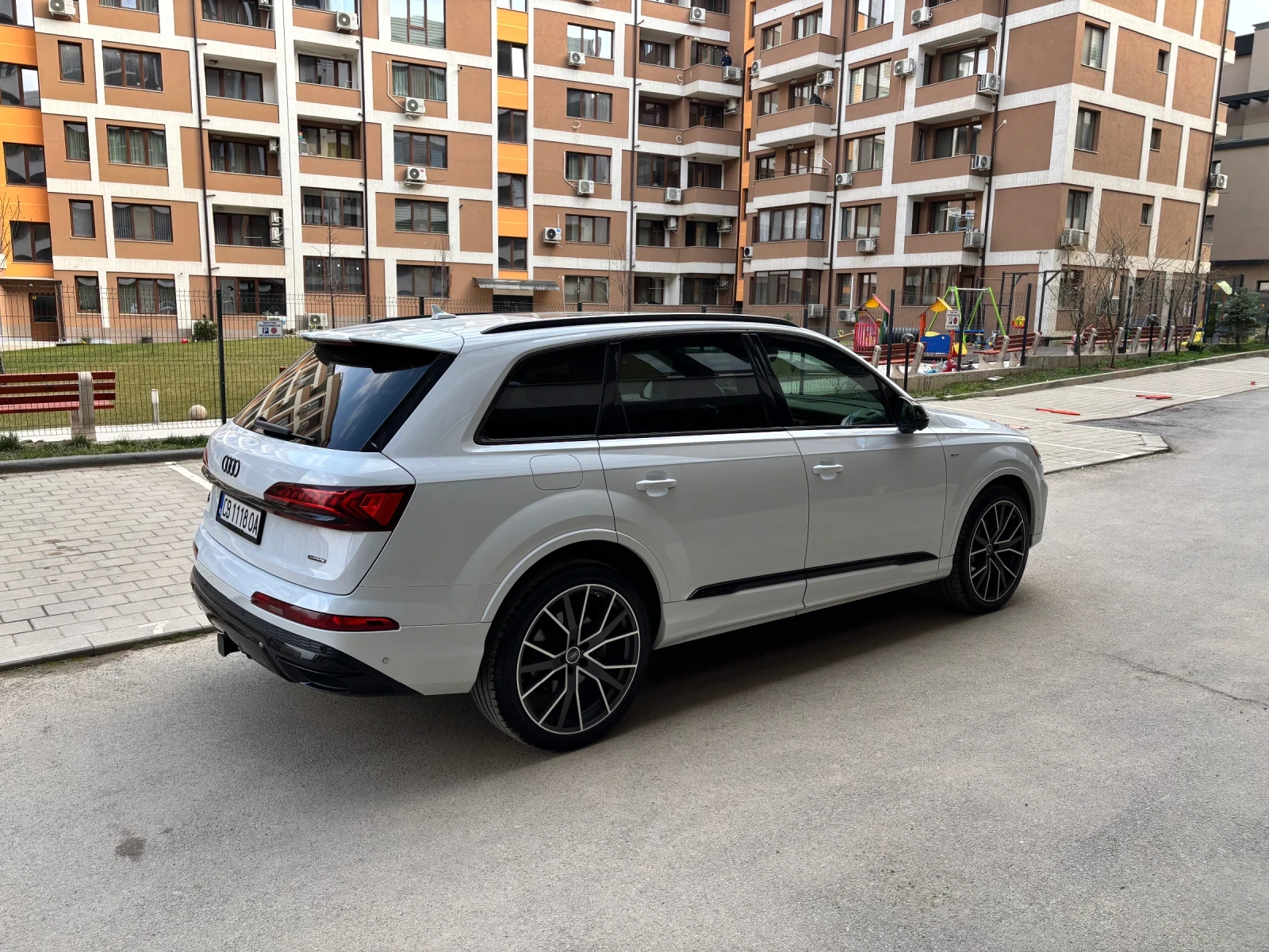 Audi Q7 S-lain, снимка 6 - Автомобили и джипове - 54574456