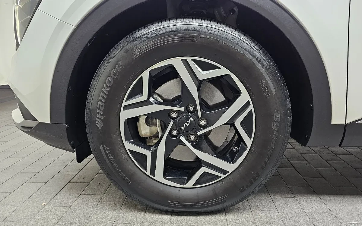 Kia Sportage 4WD, снимка 5 - Автомобили и джипове - 54749896