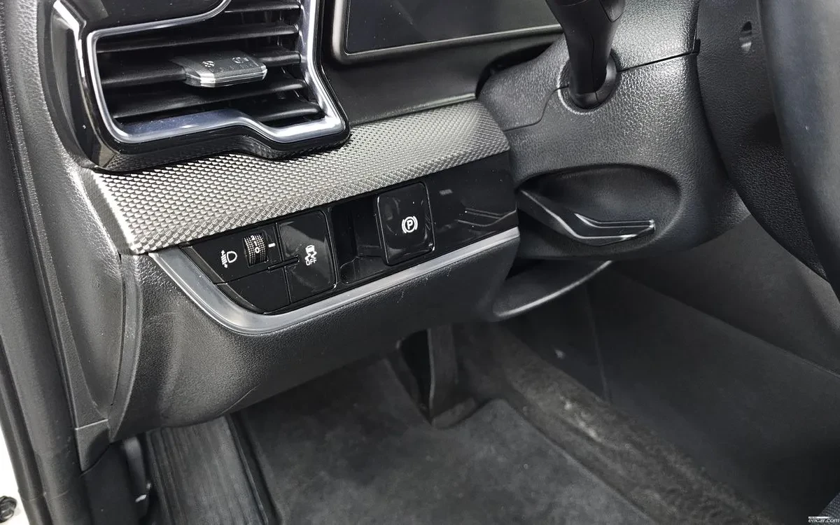 Kia Sportage 4WD, снимка 14 - Автомобили и джипове - 54749896