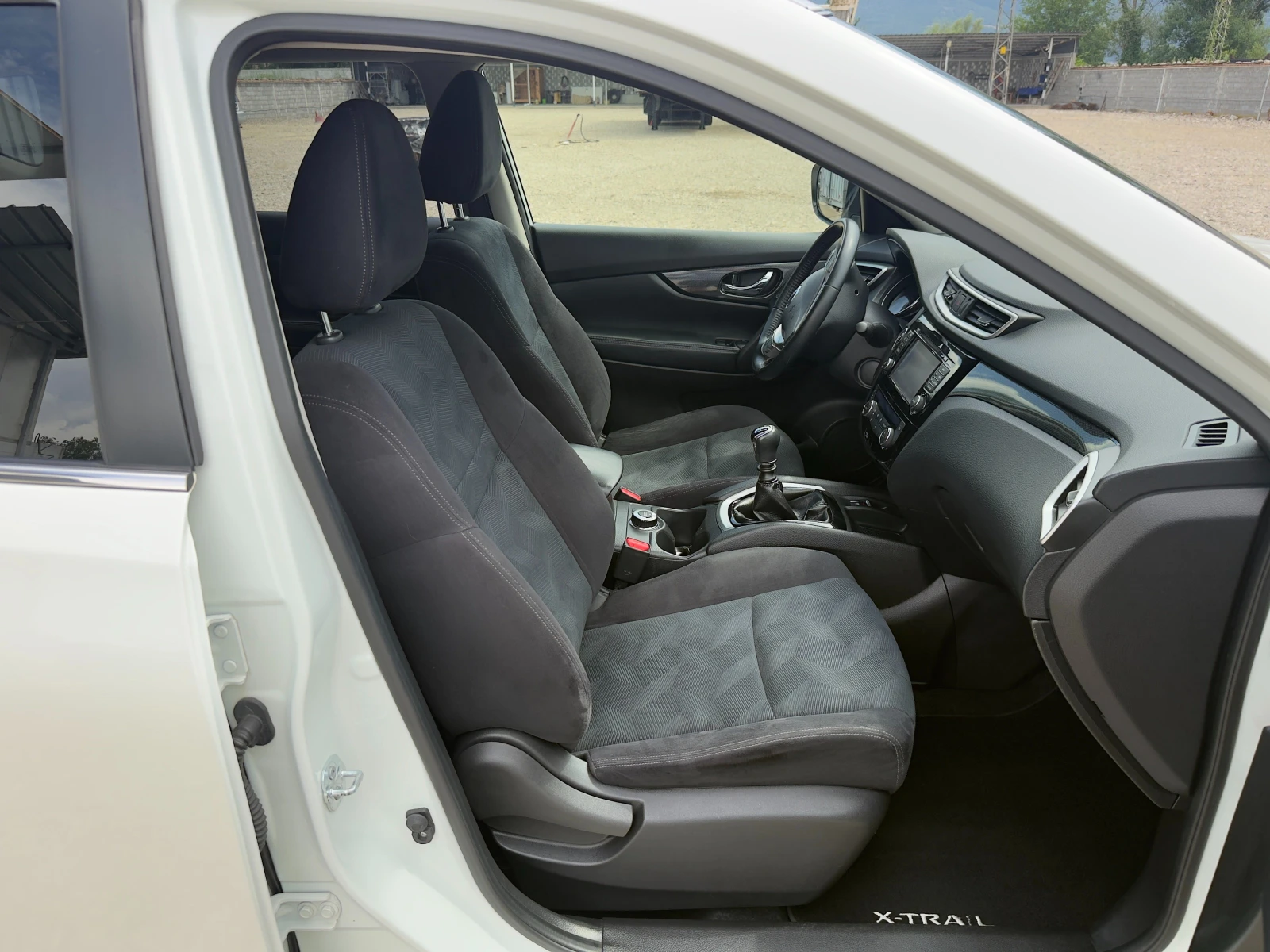 Nissan X-trail 1.6DCI Tekna 4WD/360-камери/Навигация/Лизинг , снимка 11 - Автомобили и джипове - 55124402