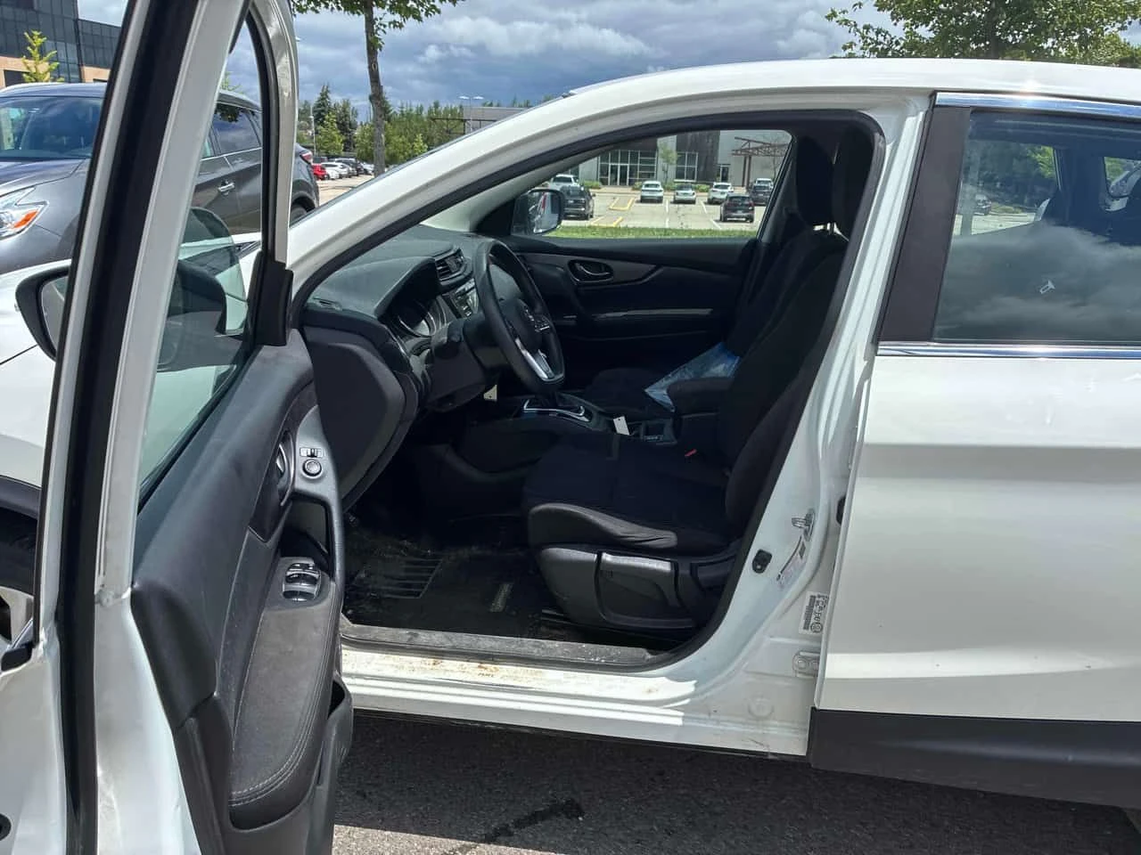 Nissan Qashqai FWD * ������ ���������������� �� NISSAN*  | Mobile.bg � ����������� 16