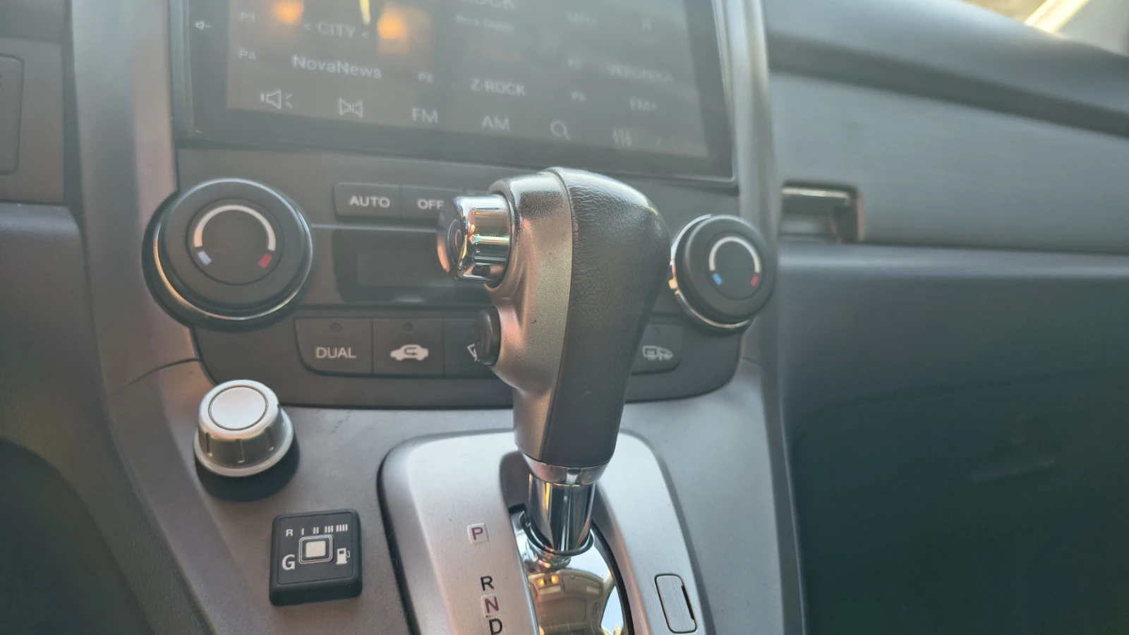 Honda Cr-v, снимка 8 - Автомобили и джипове - 56128172