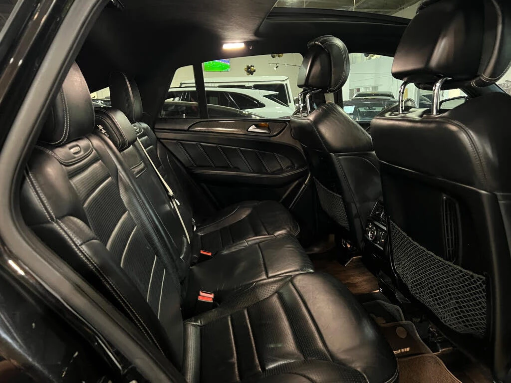 Mercedes-Benz GLE 63 S AMG Coupe * АвтоКредит * (ЦЕНА ДО БГ), снимка 17 - Автомобили и джипове - 56202900