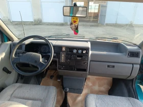 VW Caravelle 2, 4 L Disel, снимка 6