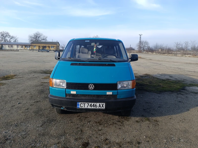 VW Caravelle 2, 4 L Disel, снимка 1 - Бусове и автобуси - 48413004