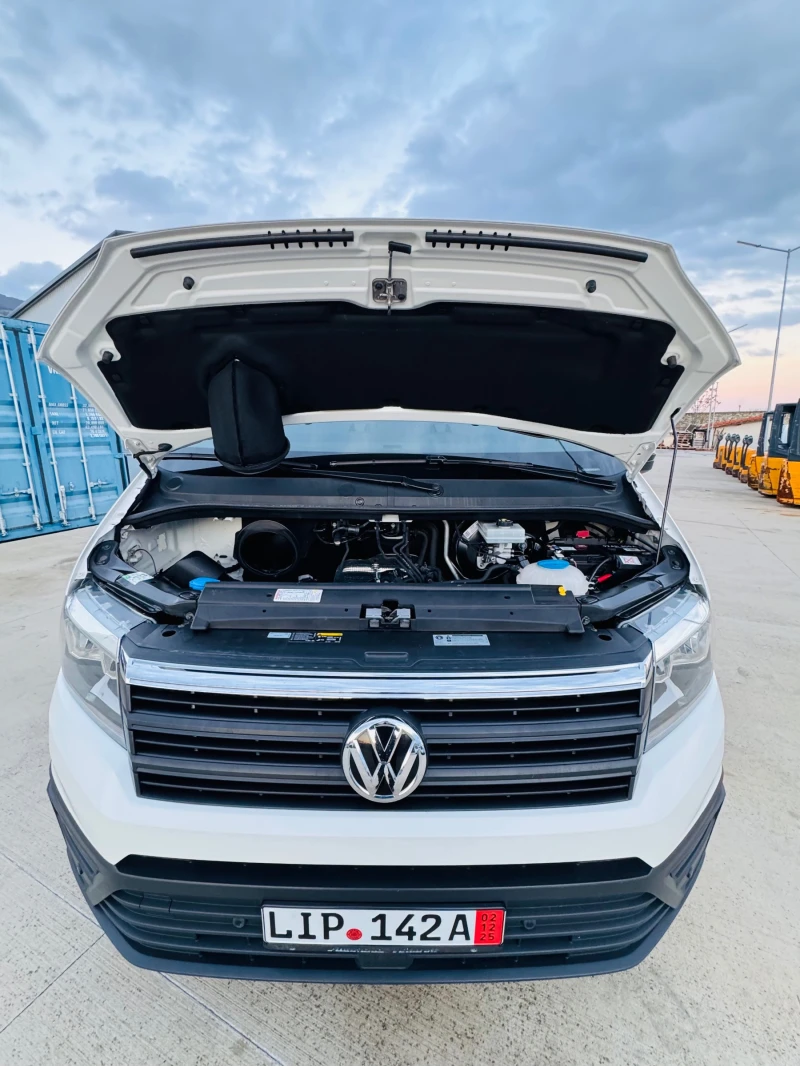 VW Crafter НОВ!Kerstner!Хладилен!Немски!КАТО НОВ!ТОП!КЛИМАТР!, снимка 10 - Бусове и автобуси - 52504524