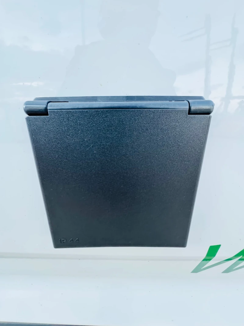 VW Crafter НОВ!Kerstner!Хладилен!Немски!КАТО НОВ!ТОП!КЛИМАТР!, снимка 7 - Бусове и автобуси - 52504524