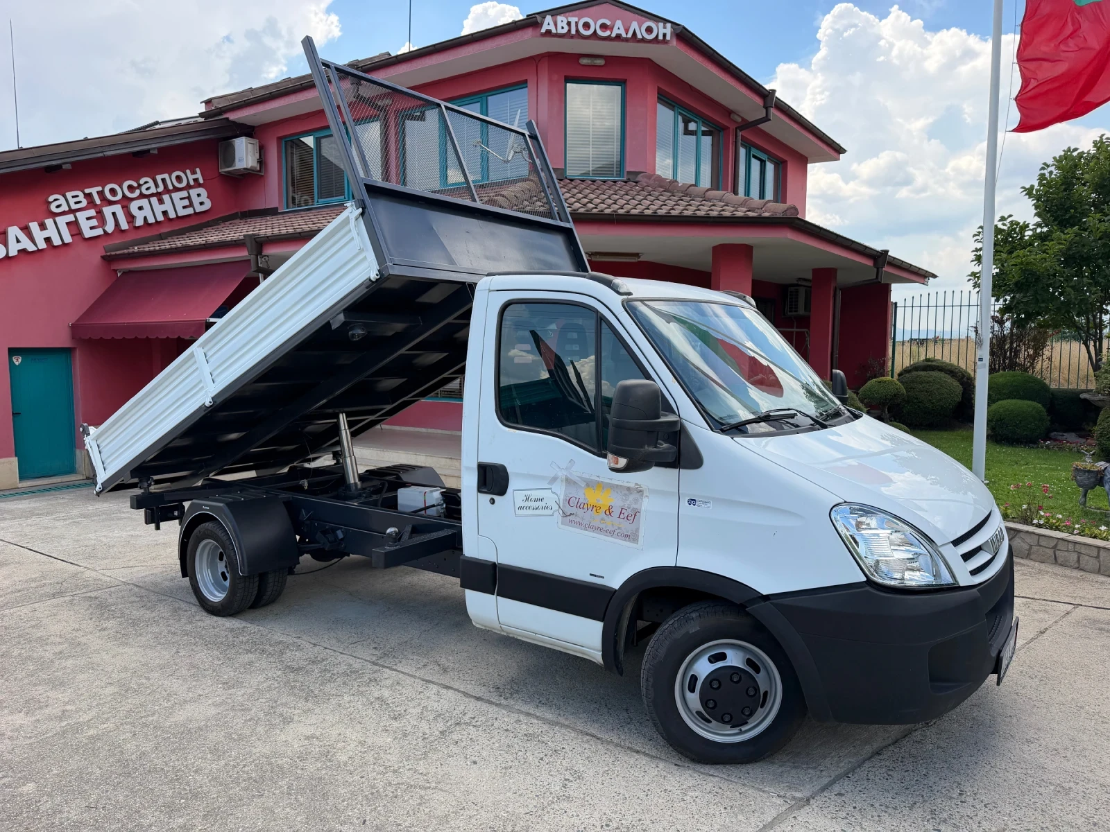 Iveco Daily 3.0HPI* Климатик* Тристранен самосвал* 3.80м кош, снимка 17 - Бусове и автобуси - 55121661
