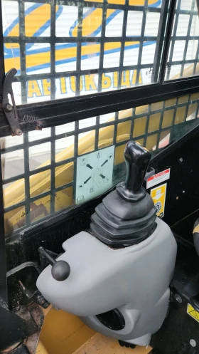    Cat 216B3     | Mobile.bg    14