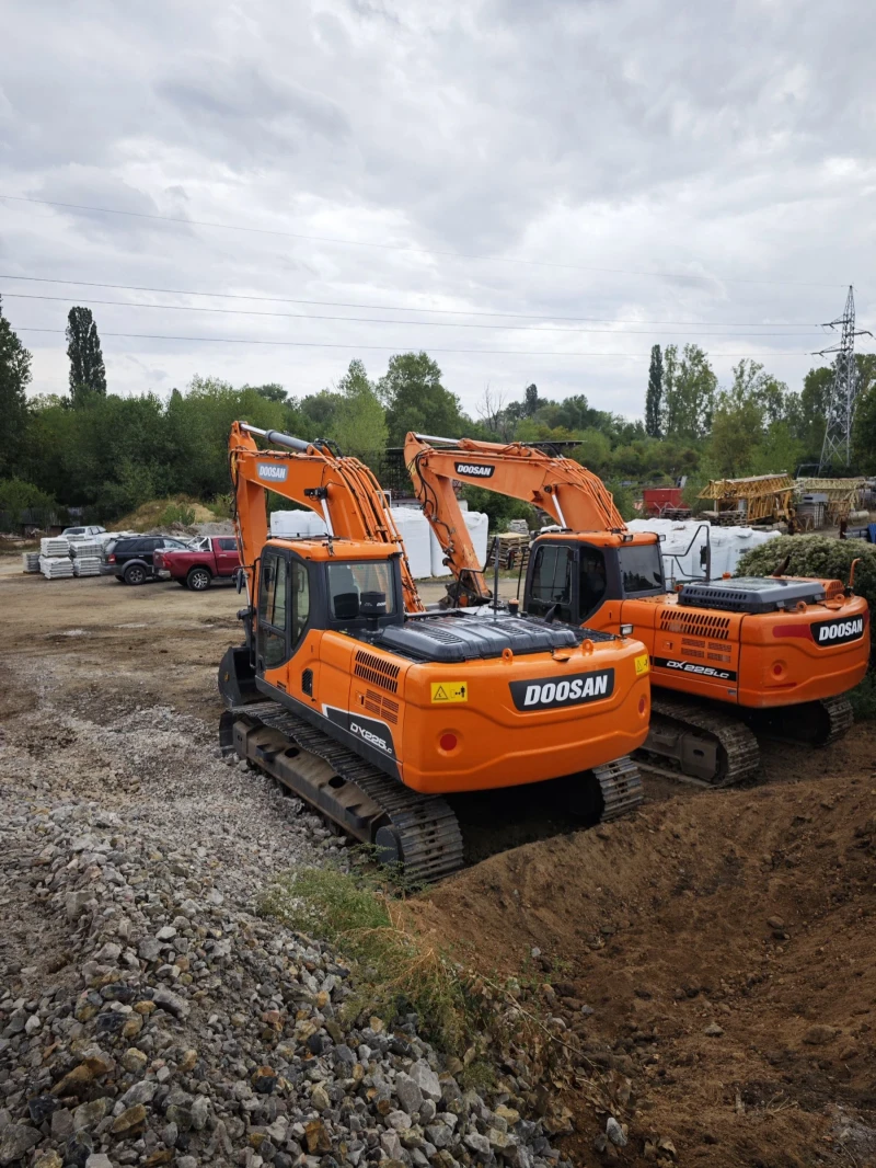 Багер DOOSAN DX 225 LC, снимка 4 - Индустриална техника - 47386307