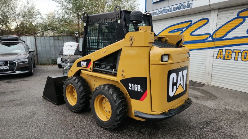 Мини челни товарачи Cat 216B3 ЗАТВОРЕН С ПАРНО , снимка 4 - Индустриална техника - 52448530