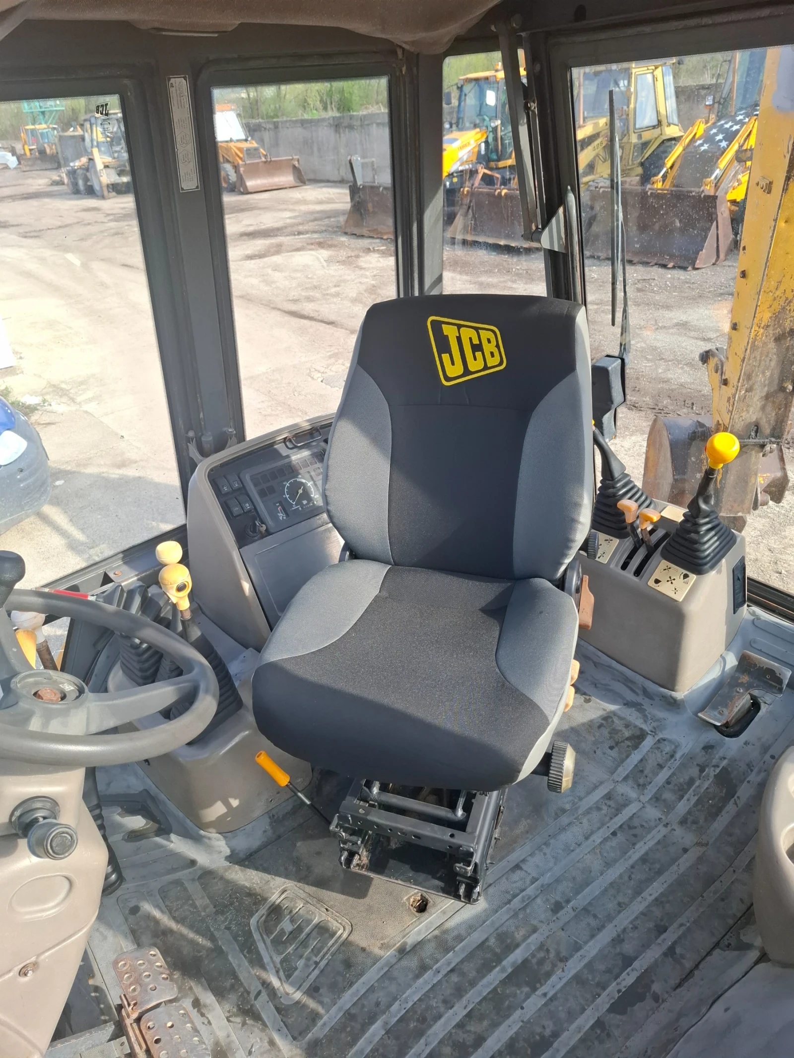 Багер JCB 3CX - изображение 5