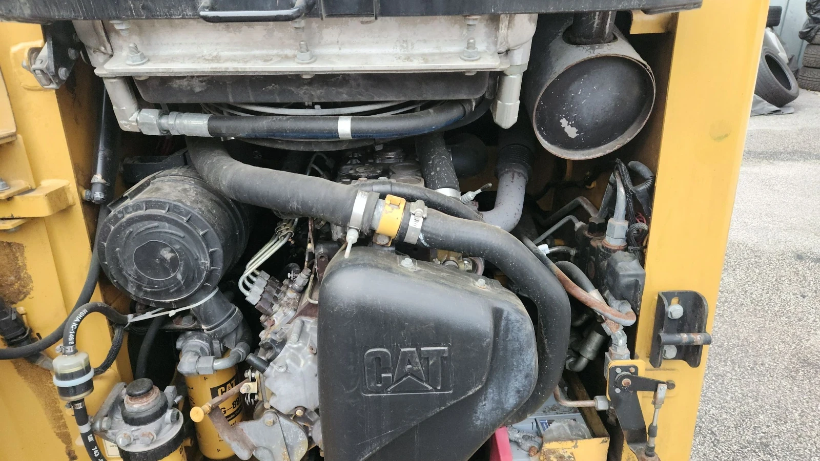    Cat 216B3     | Mobile.bg   12