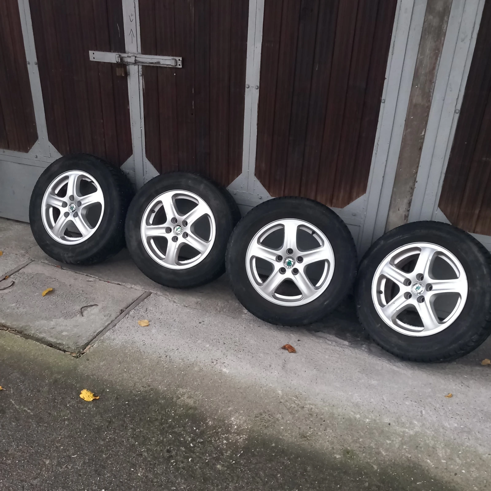    195/65R15  Skoda Octavia | Mobile.bg   8