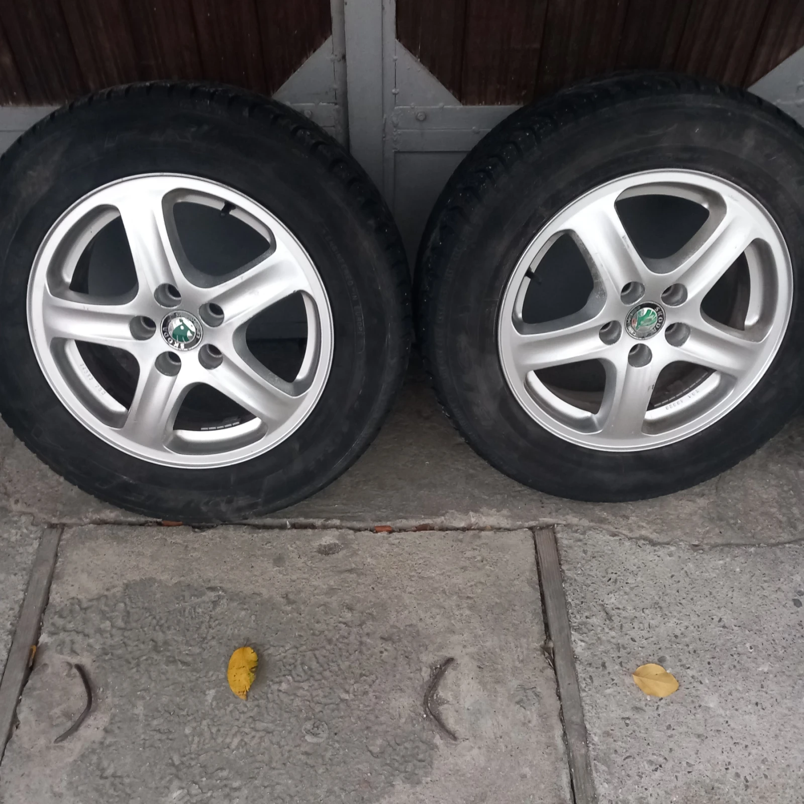    195/65R15  Skoda Octavia | Mobile.bg   16
