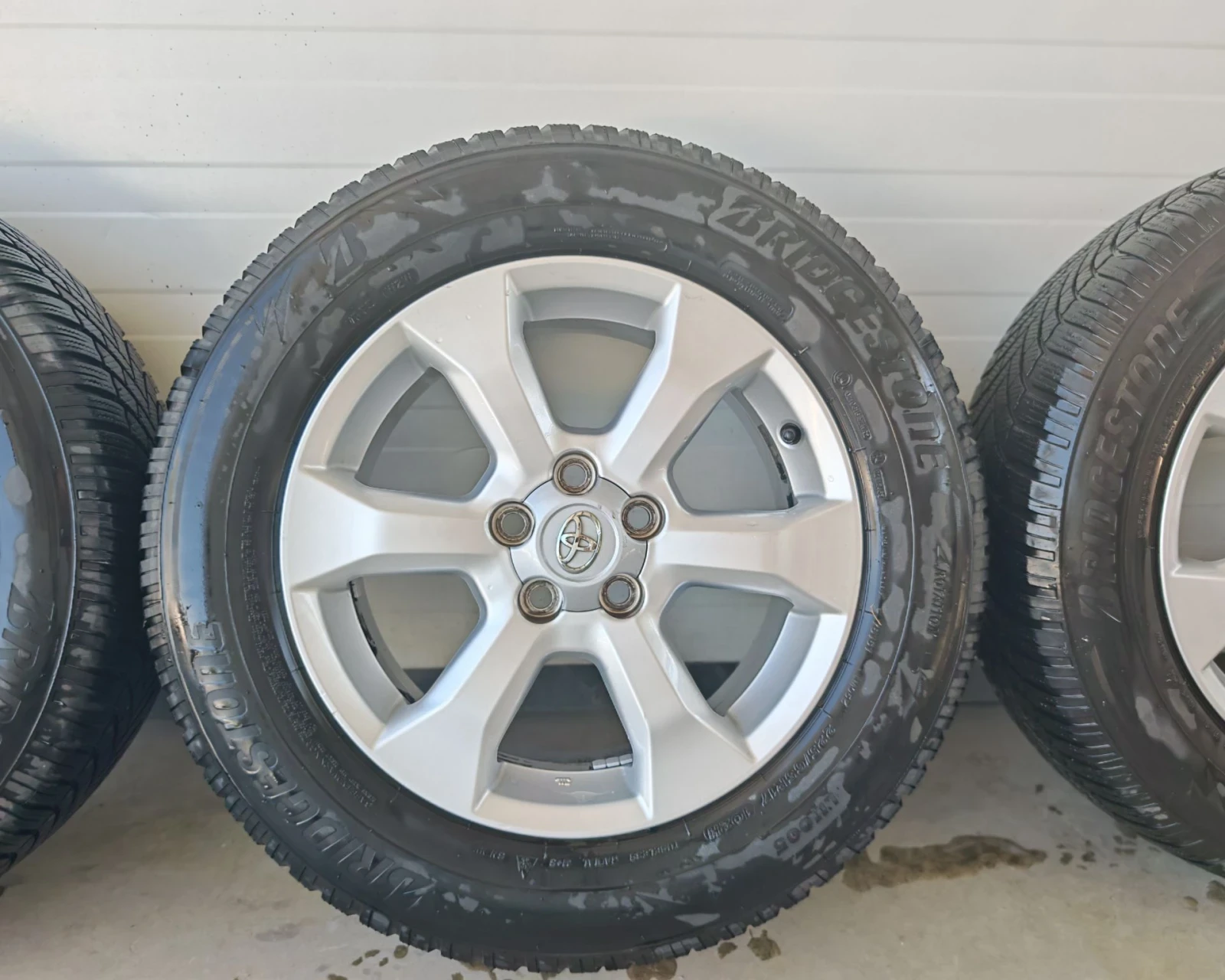 Гуми с джанти Bridgestone 225/65R17, снимка 6 - Гуми и джанти - 55754689