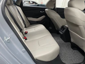Honda Accord 2.0 Automatic, снимка 11