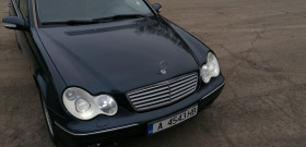 Mercedes-Benz C 220, снимка 1 - Автомобили и джипове - 45899980