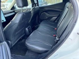 Ford Mustang Mach-E С РЕГИСТРАЦИЯ & АВТО КРЕДИТ, снимка 14