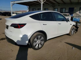 Tesla Model Y DUAL MOTOR LONG RANGE AWD ТЕРМОПОМПА* АВТОПИЛОТ*  - 18500 € / 36182.85 лв. - 88961708 3