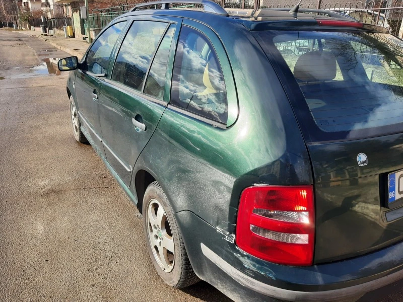 Skoda Fabia Elegance 1.4i - 100 к.с., комби, снимка 5 - Автомобили и джипове - 47210210