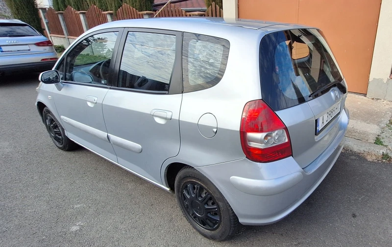 Honda Jazz I 1.4 (83 кс), снимка 4 - Автомобили и джипове - 48919147