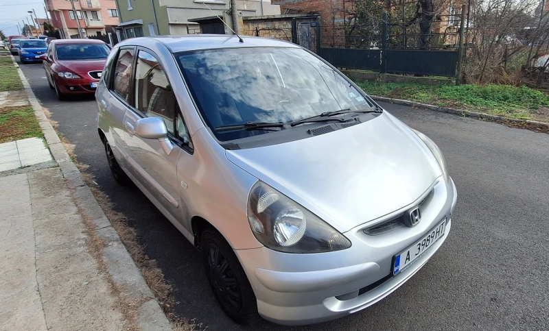 Honda Jazz I 1.4 (83 кс), снимка 2 - Автомобили и джипове - 48919147