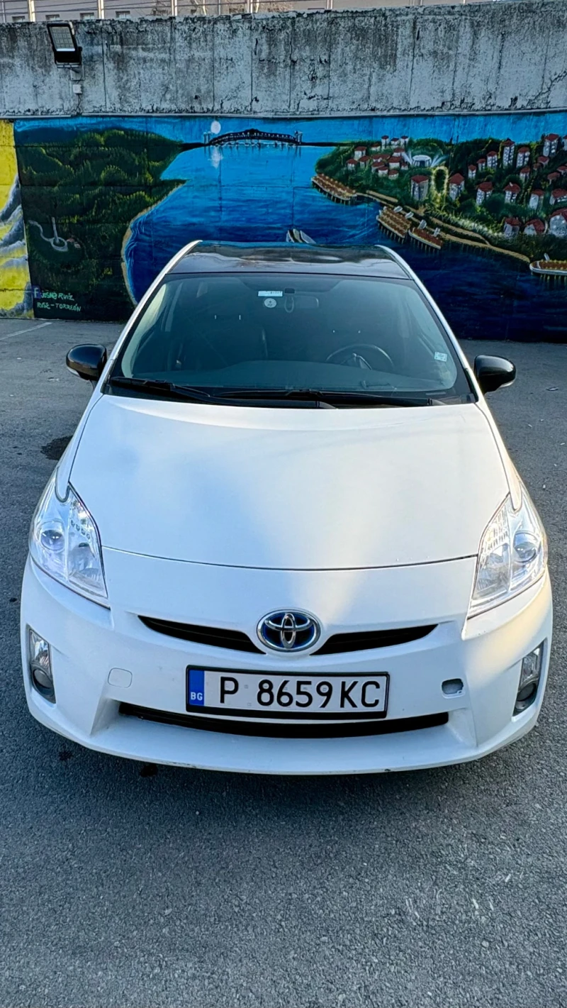 Toyota Prius, снимка 1 - Автомобили и джипове - 49336744