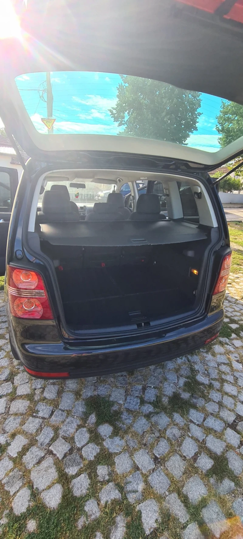 VW Touran 1.4TSI-150к.с.-NAVI-EURO 5А-7места, снимка 5 - Автомобили и джипове - 49541435