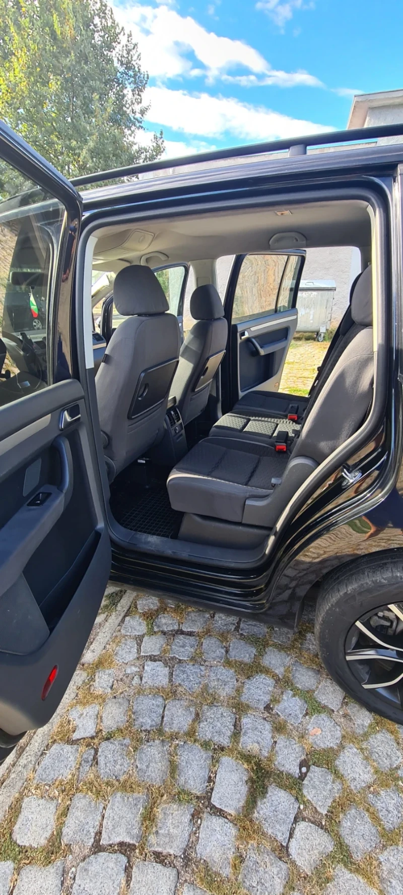 VW Touran 1.4TSI-150к.с.-NAVI-EURO 5А-7места, снимка 11 - Автомобили и джипове - 49541435