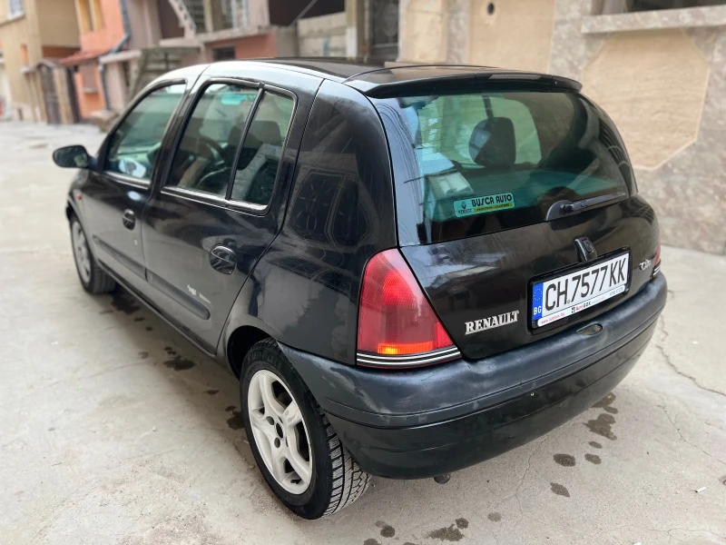 Renault Clio, снимка 6 - Автомобили и джипове - 49602148